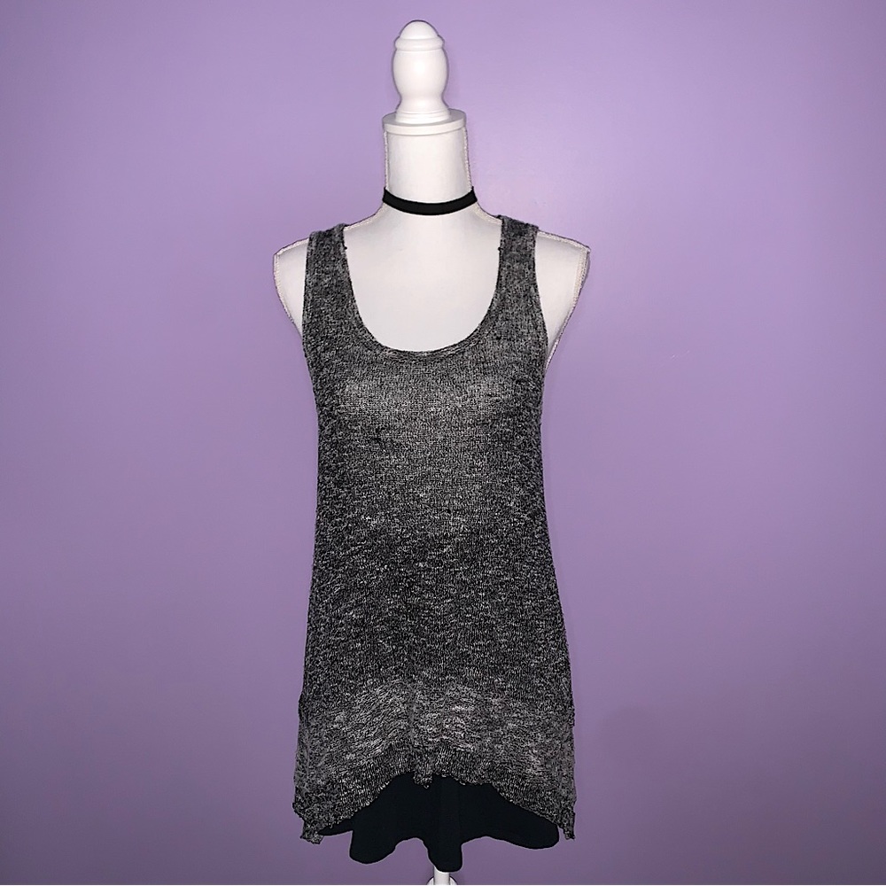 COIN 1804 Grey Sleeveless Knit Top